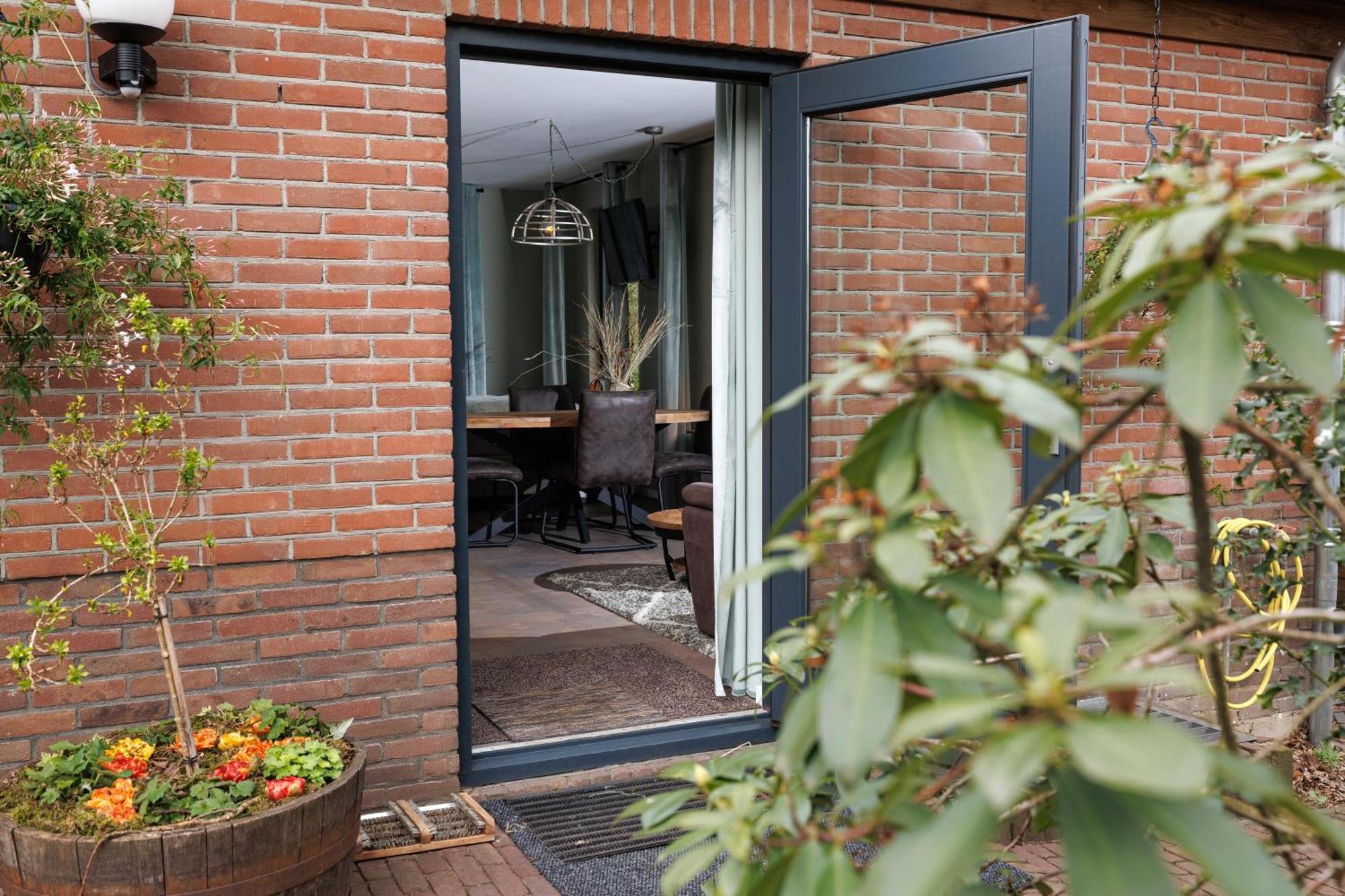 B&B Wicherumloo Wekerom Exteriör bild